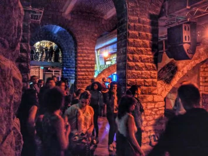 La Riposte : Tentation Du Bien : Aubrylicious 13/03/26