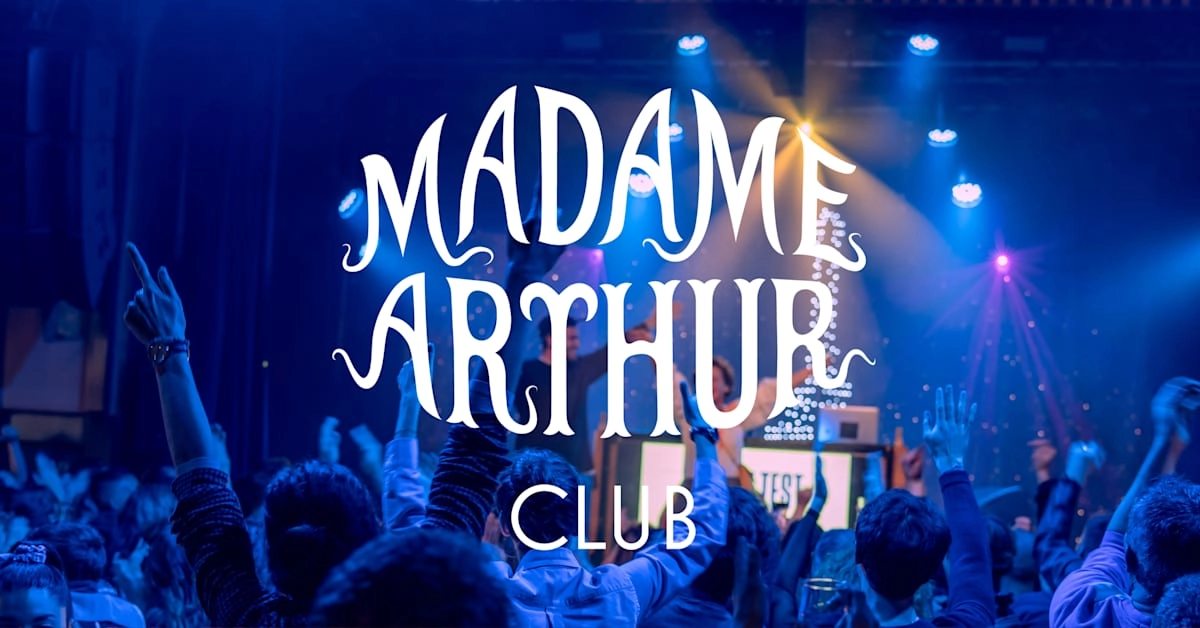 Madame Arthur Club · 2105